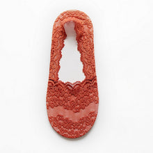 Load image into Gallery viewer, 2018 new deep-mouth invisible female boat socks brand lace socks invisible socks sets Japanese solid color manufacturers wholesale
