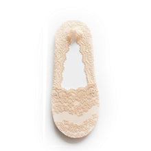 Load image into Gallery viewer, 2018 new deep-mouth invisible female boat socks brand lace socks invisible socks sets Japanese solid color manufacturers wholesale